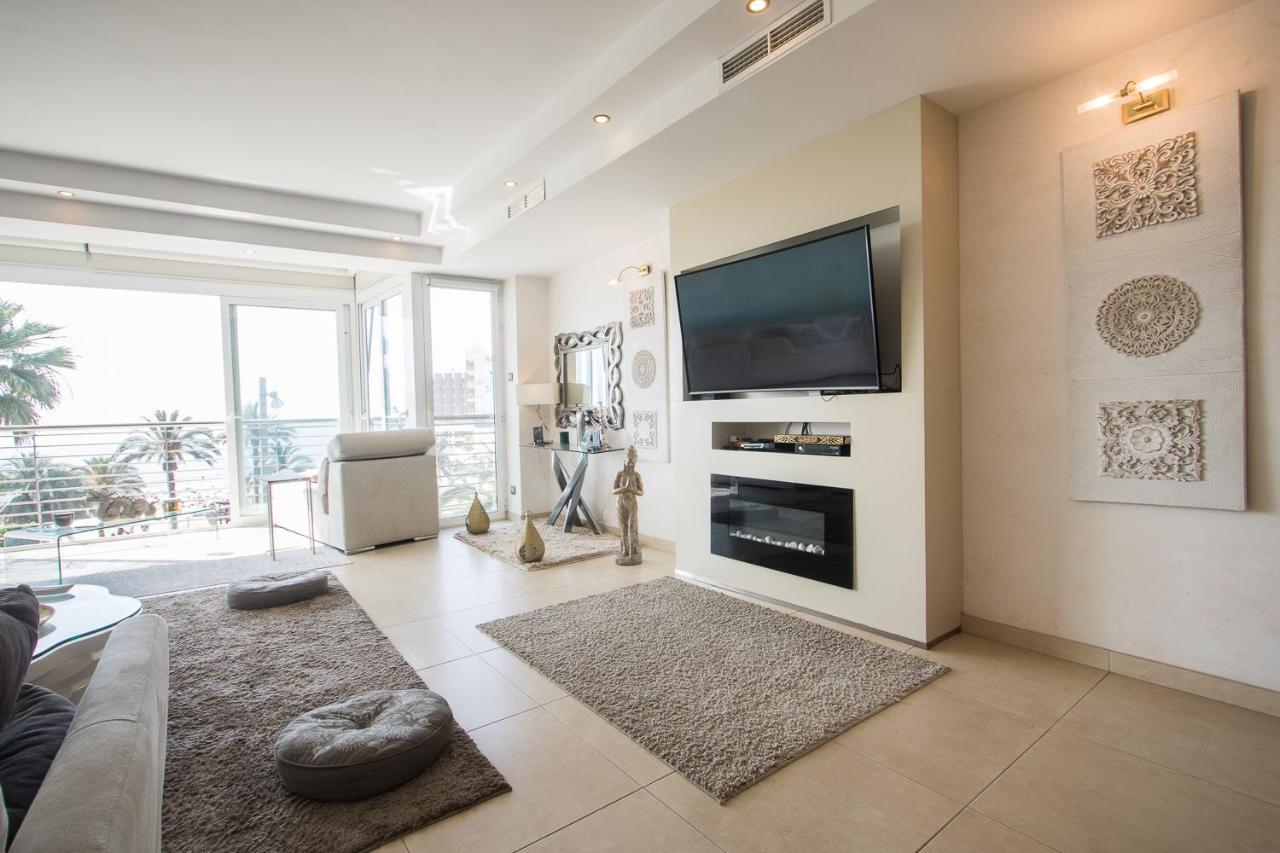 First Line Luxury Apartments Аликанте Экстерьер фото