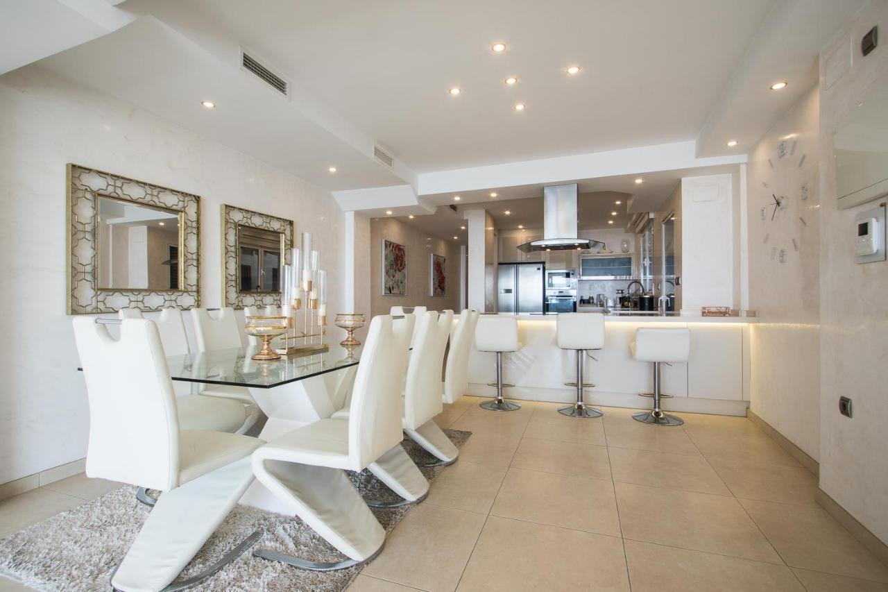 First Line Luxury Apartments Аликанте Экстерьер фото